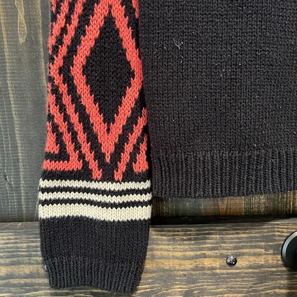 Volcom Machu Peaches Sweater S Geometric Black Orange Striped Festival Cozy Warm - Picture 8 of 12